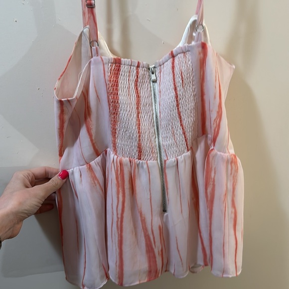 Guess Peplum top Tank - M - Picture 4 of 4